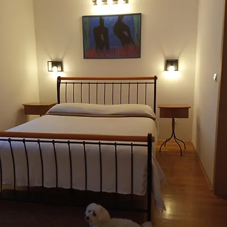 House Barbara Banjole