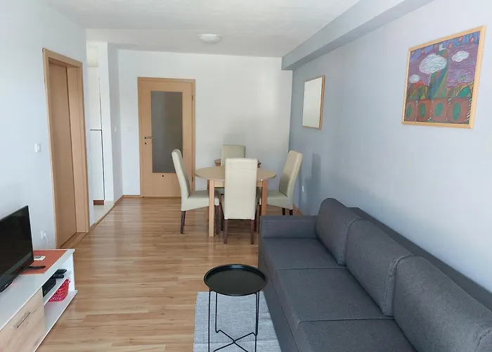 House Barbara 아파트 *