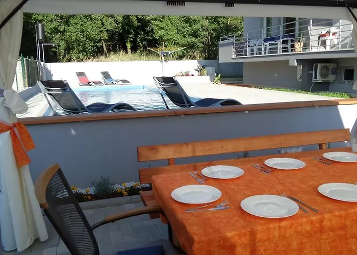 아파트 House Barbara