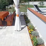 House Barbara 아파트